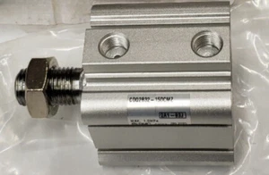 1 pz cilindro SMC CDQ2B32-15DCMZ - Foto 1 di 1