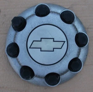 Chevy Silverado Suburban Express 2500 3500 Steel Wheel Center Hub Cap; 15052378 - Picture 1 of 2