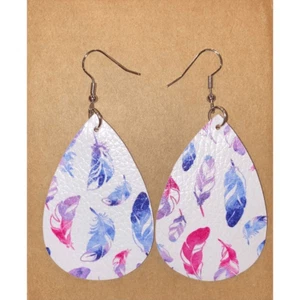 Pendientes colgantes boho de plumas de imitación de cuero - Imagen 1 de 3