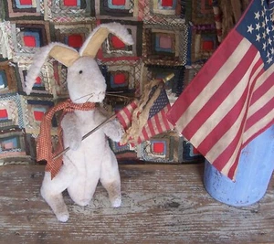 Primitive Rabbit Doll & Flag, Light Grunge, Americana Bunny - ARTISAN MADE - Picture 1 of 8