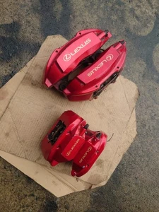 Juego de pinzas de freno de 4 pistones rojo Brembo Lexus LS460 UFS40 UFS41 - Imagen 1 de 5