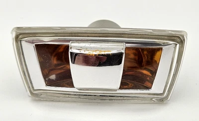 Genuine GM Front Side Turn Signal Reapeter Lamp Fender 13497989 - Image 1 of 4