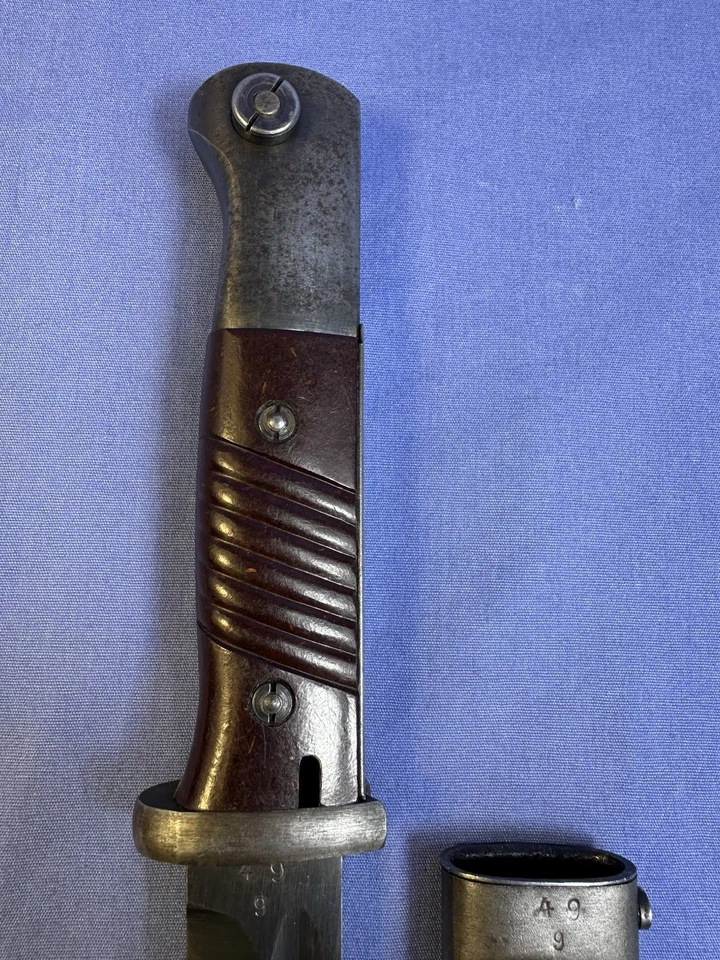 VERY NICE LOW MATCHING WW2 GERMAN K98 BAYONET w SCABBARD-43 cul E PACK - Image 1 of 4