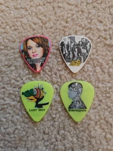 Pop Evil Pick Lot - Bild 1 von 2