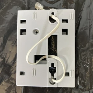 Soporte de pared Panasonic PSKL1307 para KX-DT343, DT333, DT346, NT343, NT346 - Imagen 1 de 6
