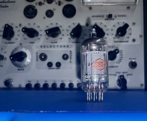 Tubo 7025 CBS-Hytron *Placa Gris Larga, D-Getter*, 58-52 - PROBADO EXCELENTE - Imagen 1 de 4