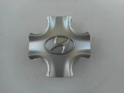 2012-2014 HYUNDAI ACCENT WHEEL CENTER CAP SILVER OEM 52960-1R500 Foto 1 de 4