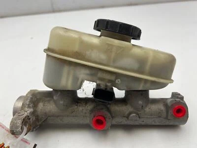 Cilindro maestro de freno Ford Crown Victoria 01-11 sin Trac Cntrl OEM 6W1Z2140BA Foto 1 de 4