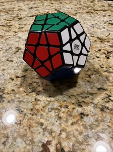 12 Sided Twisty Puzzle Rubik's Cube Like - Picture 1 of 3