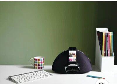 Pure Contour Docking And Charging Station  for iPod and iPhone - NEW - Image 1 of 4