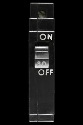 SQUARE D 30 AMP M3 MCB CIRCUIT BREAKER QA - Image 1 of 4