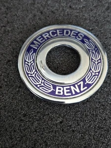 ➔ MERCEDES BENZ ➔ Emblem *aus Sammlung* - Picture 1 of 2