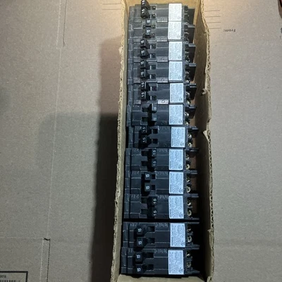 Siemens Q1515NC 15A 120V Twin Tandem Circuit Breaker 10 pack 🔟pack💯💯💥💥 - Image 1 of 3