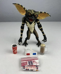 Neca Gremlins Ultimate Gremlin Stripe sciolte senza scatola ma accessori sigillati - Foto 1 di 8