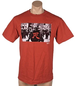 Neu ohne Etikett BAIT Japan rotes kurzärmliges T-Shirt mit Rundhalsausschnitt Polizei Aufruhr MEDIUM - Bild 1 von 8