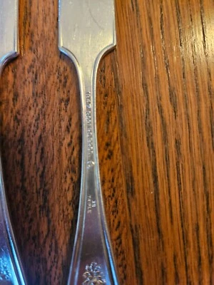 4 1847 Роджерс старая колония посеребренное масло ножи - Изображение 1 из 4