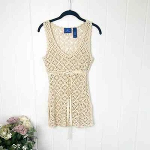 JH Collectibles Boho Crocheted Top - Picture 1 of 9