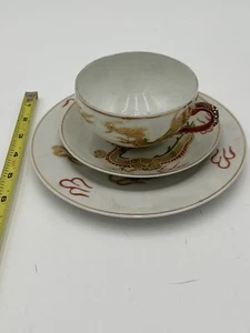 VINTAGE JAPANESE PORTRAIT CUP SAUCER & UNDERPLATE DRAGONS HAND PAINTED JAPAN - Picture 1 of 7