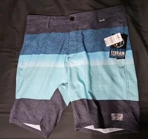 NWT Maui and Sons Hydro Terrain Hybrid Stretch Series Shorts Mens Medium - Picture 1 of 1