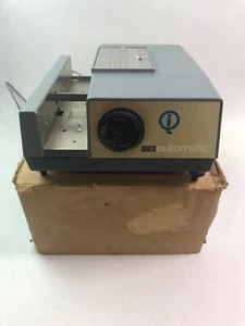 Boots Automatic Slide Projector 240V - Picture 1 of 12