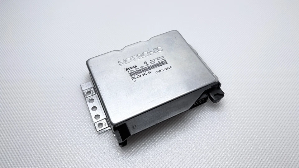 1997 - 1999 PORSCHE BOXSTER BOSCH ECU ECM MÓDULO DE CONTROL DEL MOTOR 99661860104 OEM Foto 1 de 4