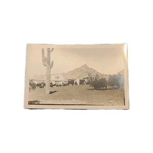 Foto postal real vintage RPPC patio mostrando Squaw Peak Phoenix - Imagen 1 de 2