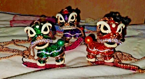 lot of 3 Chinese Lion Dance necklace purple, green, orange enamel - Picture 1 of 10
