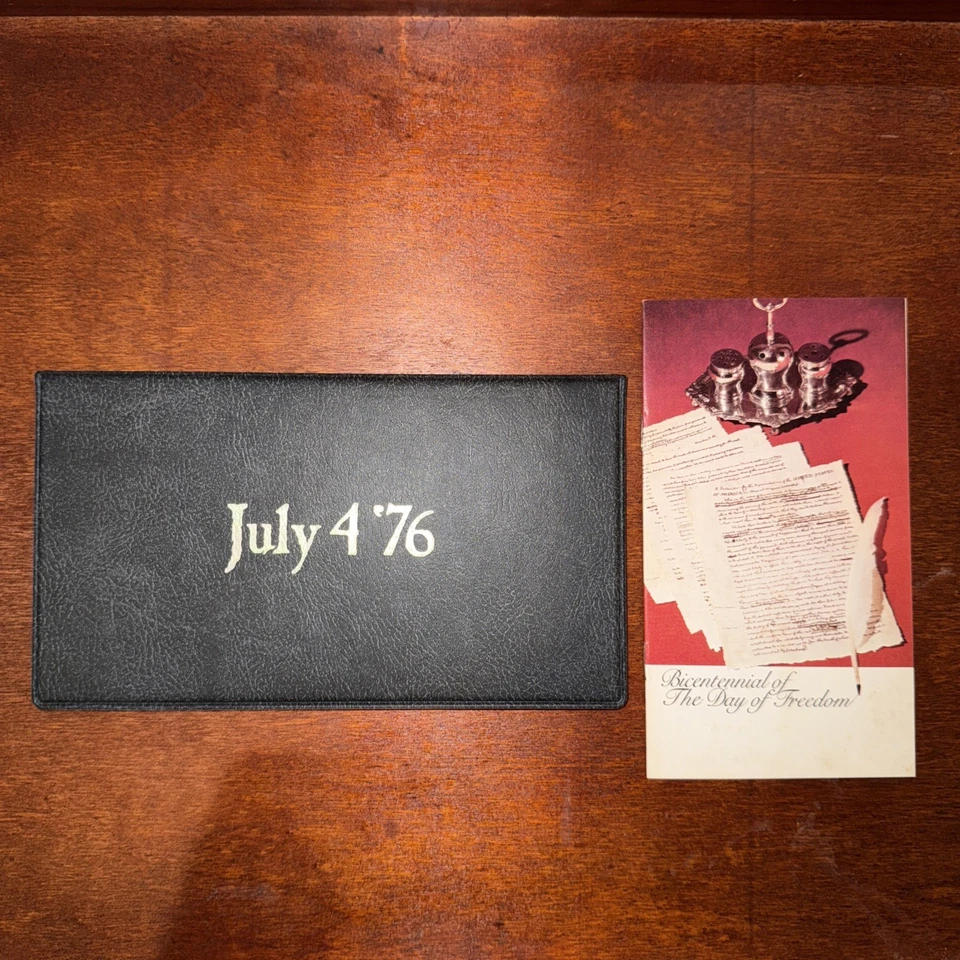 5of5 1976 Fleetwood FDC & Album The Bicentennial Day Issue & 1 OG Mailer Insert - Image 1 of 4