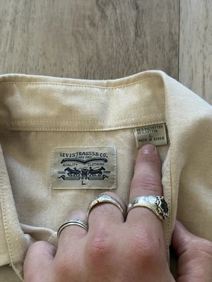 Camisa a Presión Levi’s Western Pearl Beige Años 80/90 De Colección Con Yugo Occidental Foto 1 de 4