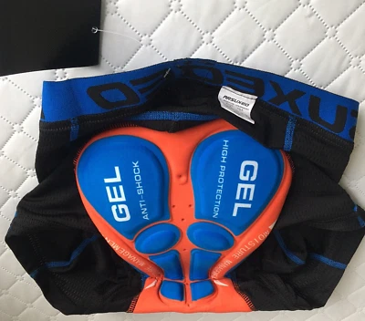 Gel Padded Bike Cycling Short Briefs Sz Medium Black 3" Inseam Nylon Spandex NWT - Image 1 of 4