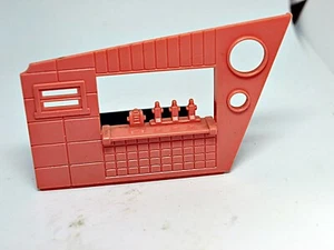 Plasticville Frosty Bar Salmon Left Side Piece O-S Scale - Picture 1 of 1