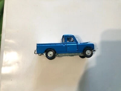 Dinky Land Rover 109WB pick up truck  1/43 scale  VG condition - Image 1 of 3