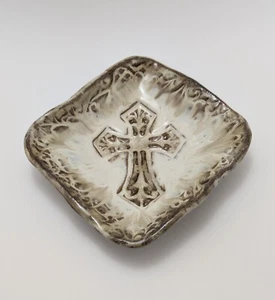 Baratija de cerámica Etta B plato de caramelo diseño cruzado esmaltado Mississippi - Imagen 1 de 10