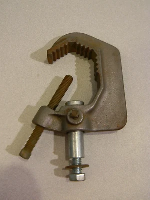 Altman 510-HD Heavy Duty Malleable Iron Pipe Clamp C-Clamp Flat Rate Shipping - Image 1 of 2