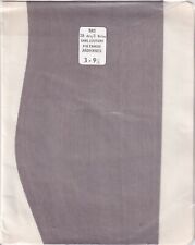 Bas GERBE 20 deniers coloris Ardennes. Taille 3 - 9½. Vintage stockings.