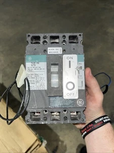 General Electric 150 Amp 600V 3-poliger Leitungsschutzschalter TED136YT150 - Bild 1 von 6