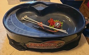 Graffiti Den Stadium Beyblade HASBRO METAL FIGHT Some Cracking Around The Edges  - Bild 1 von 8