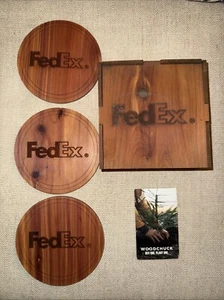 FEDEX WoodChuck Getränk Untersetzer Holzkiste Untersetzer 3er Set Individuell - Bild 1 von 8