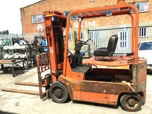 Volante carrello elevatore elettrico Eaton Yale ERCO70AKES093 - Foto 1 di 7