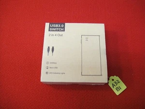New USB 3.0 Switch - 2 in / 4 out 500 Mbps with 2 USB cables - Picture 1 of 7