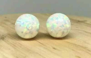 Orecchini a perno in argento sterling 925 opale sintetico push back regalo - Foto 1 di 9