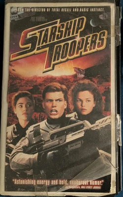 Starship Troopers (VHS, 1998, Columbia Tristar) Neil Patrick Harris & Dina Meyer - Image 1 of 3