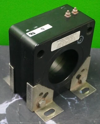 RU Current Transformer E93779 LR89403100:5 CAT. 298-101 50-400HZ 600V - Image 1 of 4