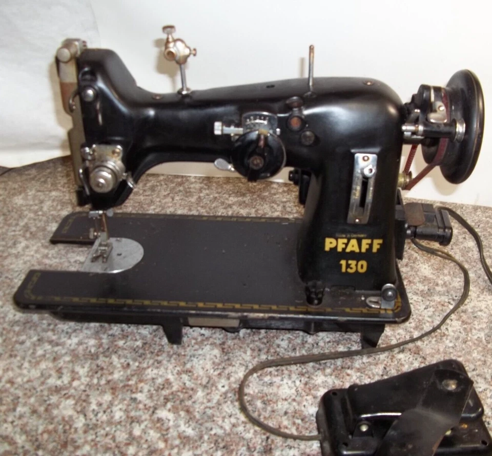 G2B  PFAFF Model 130 SEWING MACHINE PARTS SN4504105 - Image 1 of 4