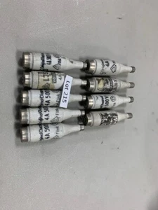 LOT OF 9 BOTTLE FUSES, 4 AMP, 500 VOLT, 4/500. NEW FUSES - Picture 1 of 1