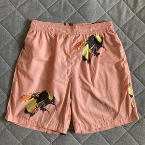 Golf Wang Tyler The Creator Swim Shorts Mens XL Pink Bumble Bee Print 7” Inseam - Picture 1 of 9