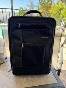 Briggs & Riley Pilot Carry-On Model vr360-4 - Must See! - Picture 1 of 11