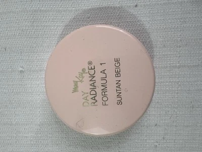 Vintage Mary Kay Day Radiance Formula 1 Creamy Foundation 0.5 oz Suntan Beige - Image 1 of 3