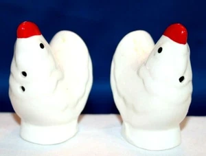Vintage White Chicken Salt & Pepper Shakers 2 3/4" Tall - Picture 1 of 3