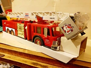 EXXON 1998 FIRE RESCUE TRUCK, With Tony-The-Tiger Key Chain. New In Box  - Picture 1 of 11